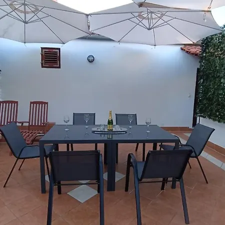 Jemi Appartement *