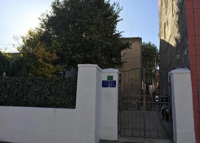 Studio Jemi * 풀라